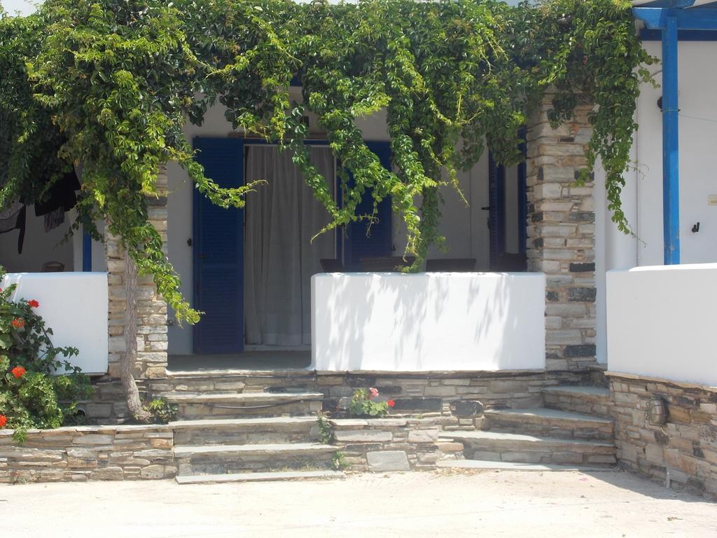 Vrahos Studios Kiónia Szoba fotó